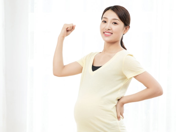 Bổ sung chất dinh dưỡng cho mẹ bầu mới mang thai